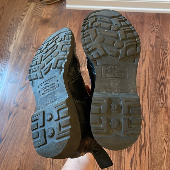 Cesare Paciotti Glossy Black Patent Leather Boots - Picture 6 of 8